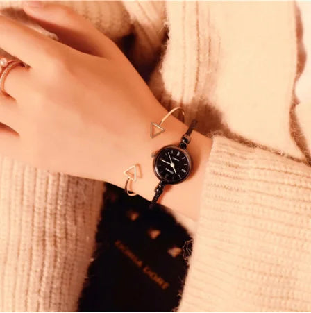 Small Gold Bangle Bracelet Luxury Watches Stainless Steel Retro Ladies Quartz Wristwatches Fashion Casual Women Dress Watch